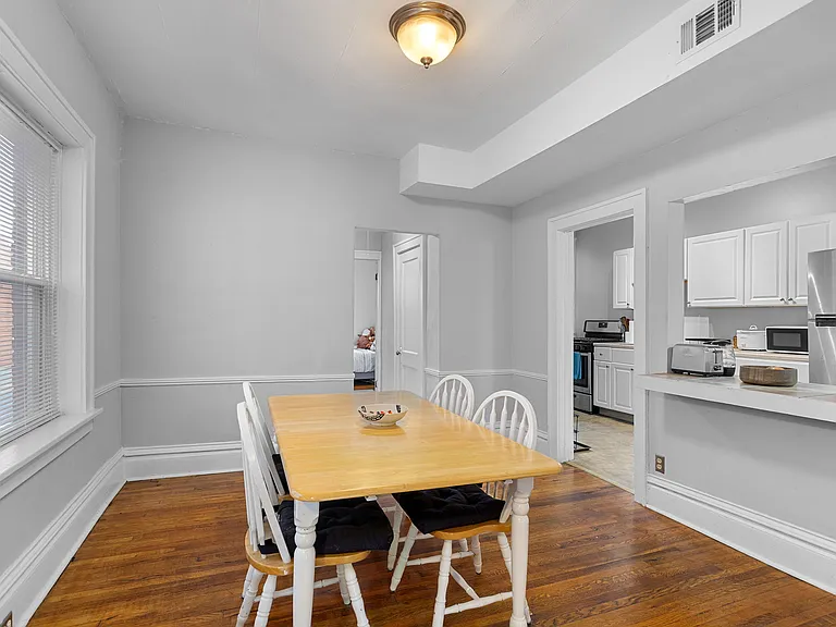 6615 Kingsbury Blvd — Photo 8