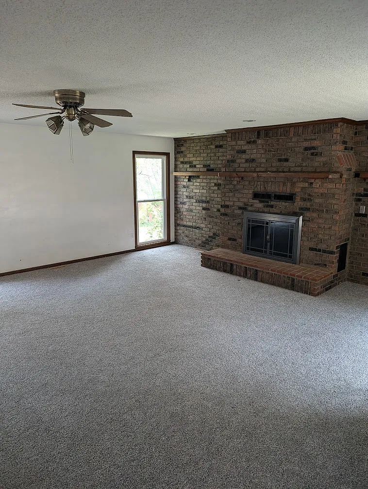 3 bed, 1586 sqft, $2,295 — Photo 3