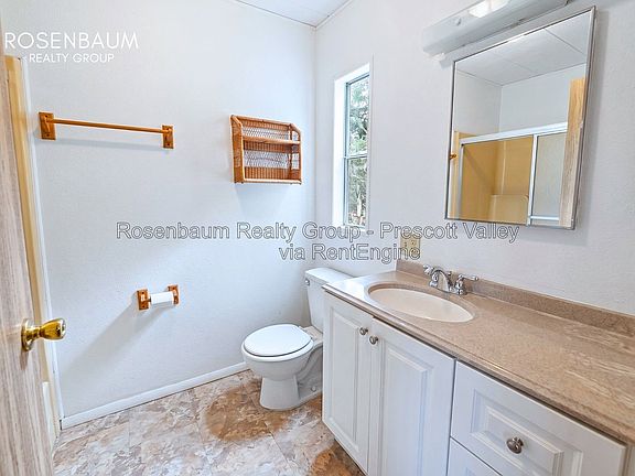 5th image of 1321 N Chestnut Trl