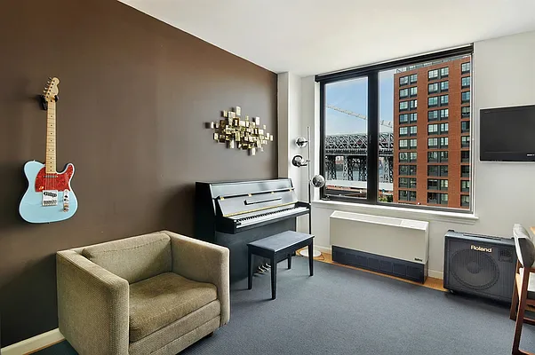 Sold by Corcoran | media 17