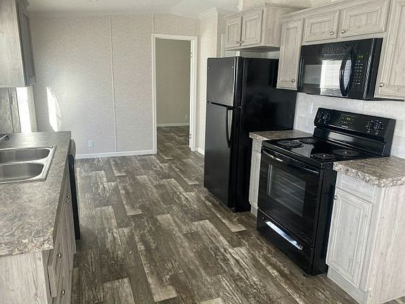 2nd image of 4000 24th St N #208