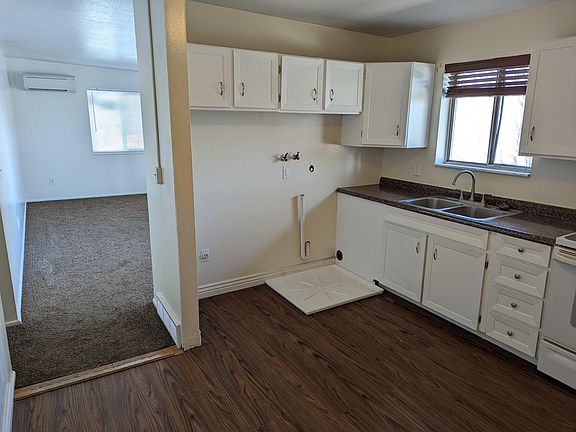 2nd image of 306 E Downington Ave APT 3