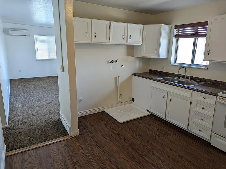 306 E Downington Ave #3 — Photo 2