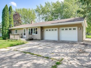 560 Park Ave E, Big Lake, MN 55309