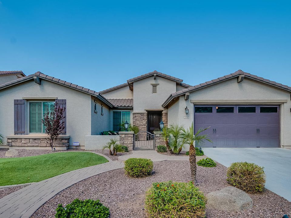 1st image of 2536 E Carob Dr