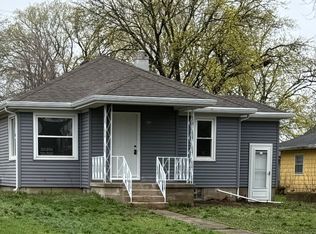 612 E Maple St, Chatsworth, IL 60921