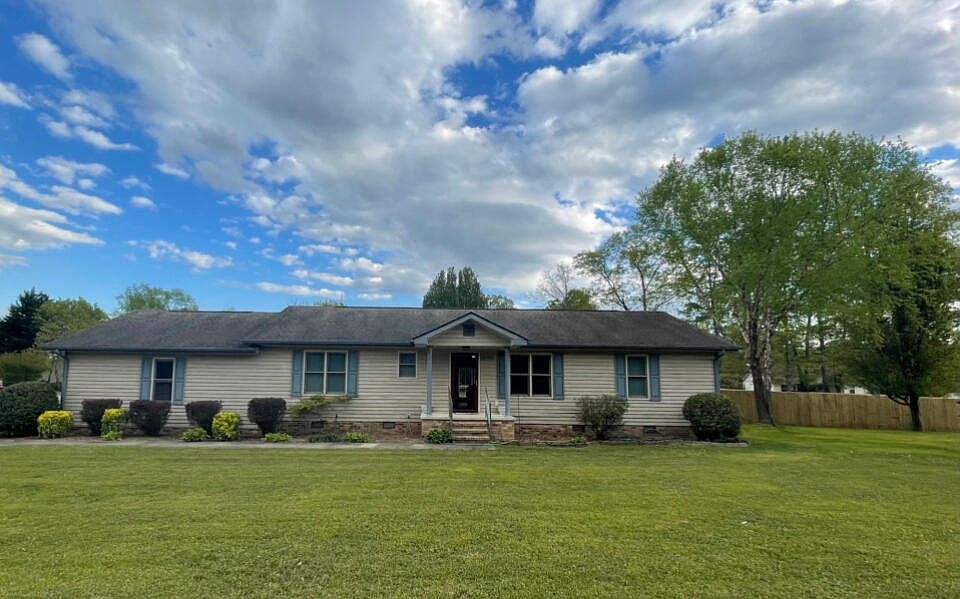 1st image of 10550 Hunter Trace Dr