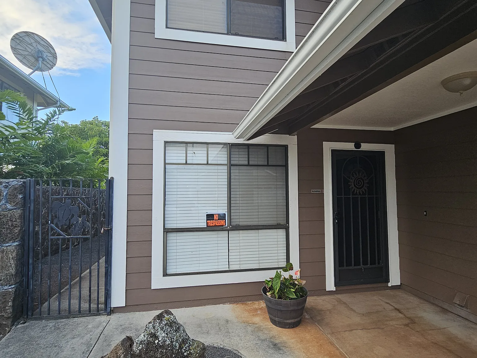 3 bed, 2.5 bath, 1730 sqft, $3,800 — Photo 2
