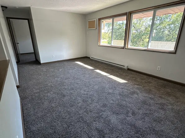 2525 Clarkson Ave #1, Des Moines, IA 50310