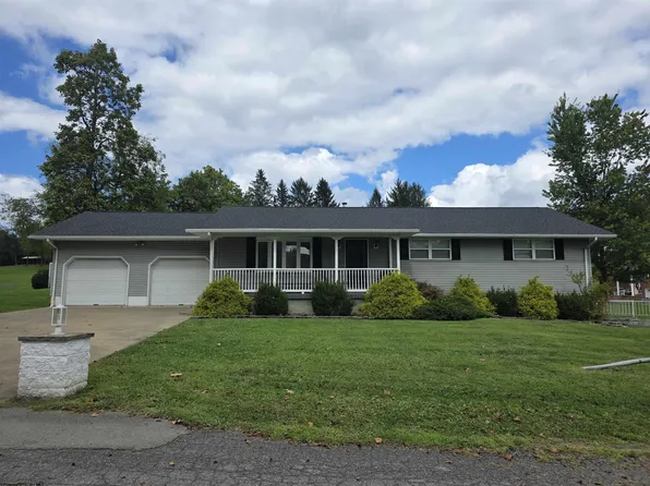 1226 Philli Ln, Shinnston, WV 26431