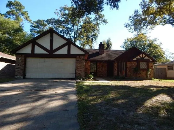 1743 Woodway Dr, New Caney, TX 77357
