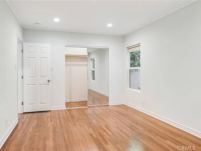 156 S Edinburgh Ave — Photo 24