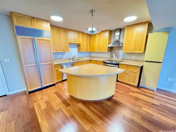 1296 Kapiolani Blvd #Ii-2305, Honolulu, HI 96814
