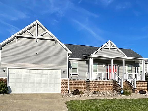 3rd image of 178 Hawthorne Dr