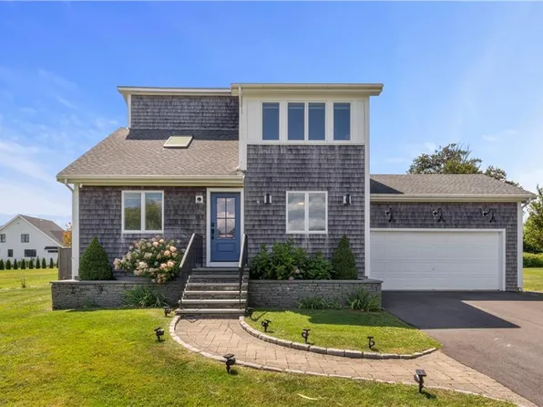 163 Morrison Ave, Middletown, RI 02842