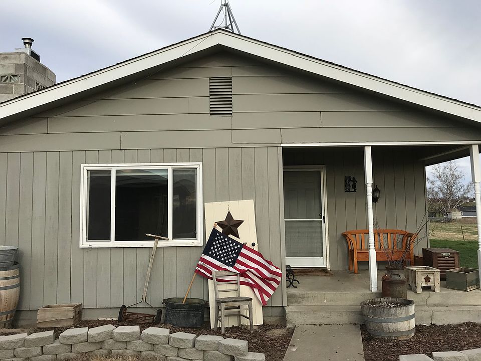 1st image of 980 Roza Dr