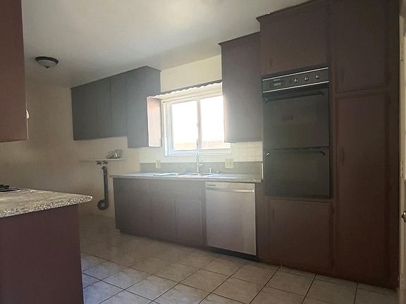 4th image of 2526 E Hamilton Ave