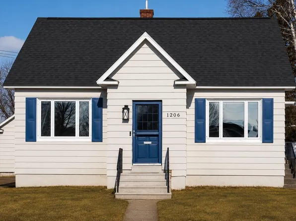 1206 9th Ave W, Ashland, WI 54806