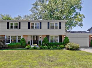 3057 Pawtucket Rd, Northbrook, IL 60062