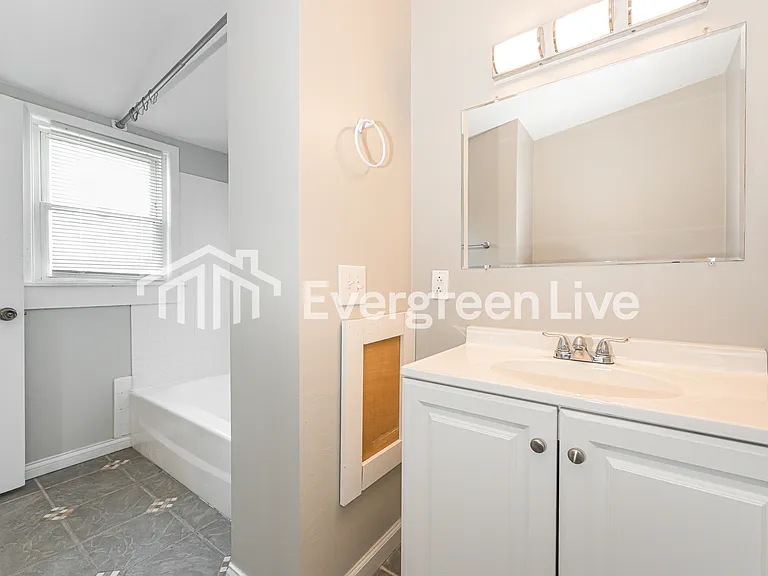 816 Short St — Photo 10
