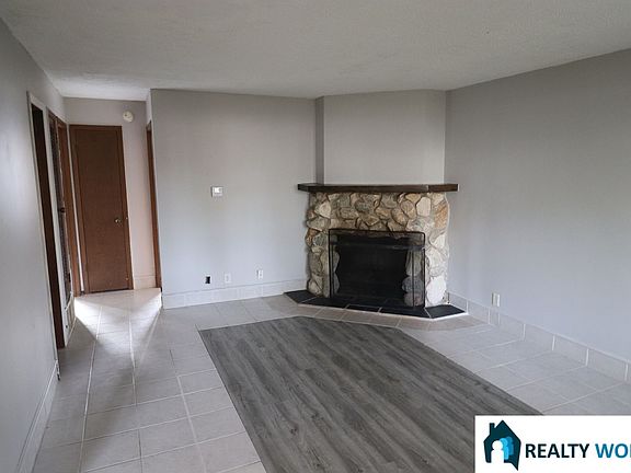 3rd image of 2418 D St #1