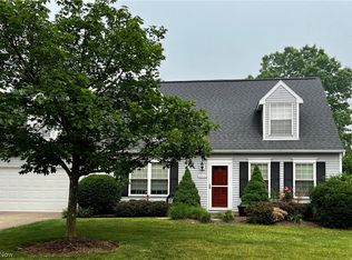 3532 E Prescott Cir, Cuyahoga Falls, OH 44223