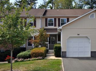 94 Canterbury Rd, Chatham, NJ 07928