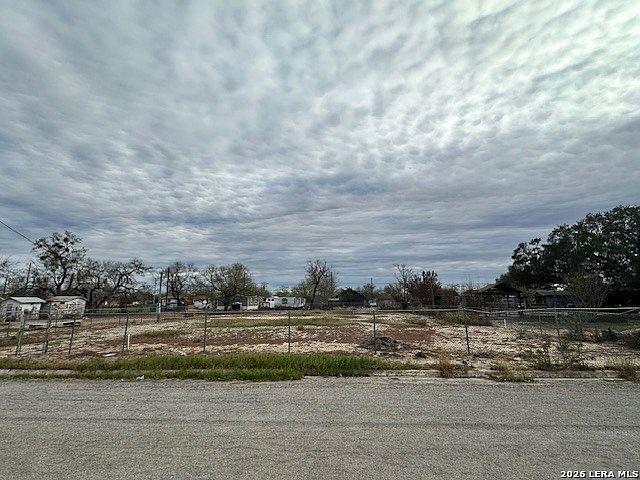 1st image of TBD Ave F LOT 4