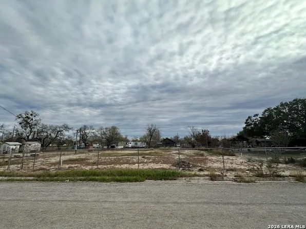 TBD Ave F LOT 4, Poteet, TX 78065