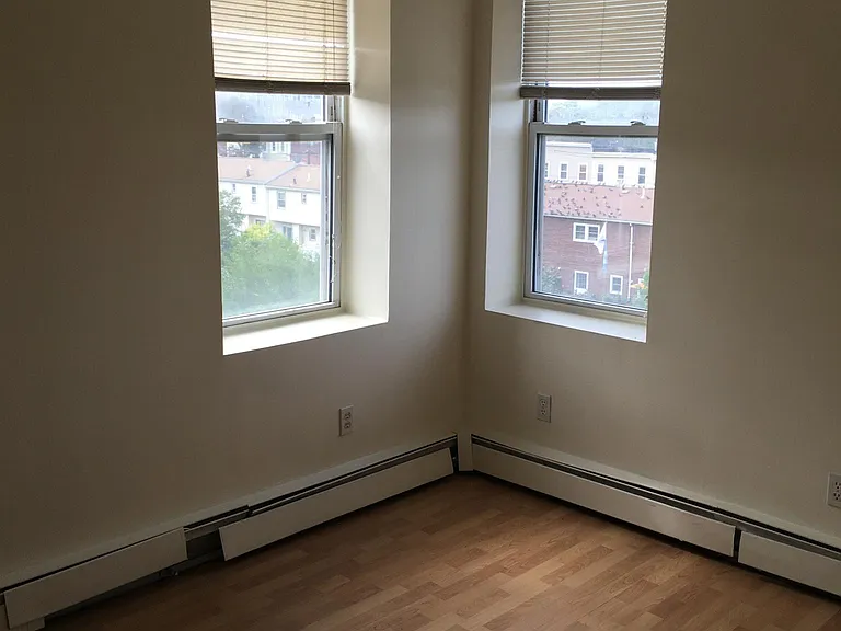 80 Orleans St #8 — Photo 12