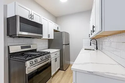127 L St #2 — Photo 2