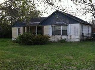 6715 Alpine Dr, Houston, TX 77061
