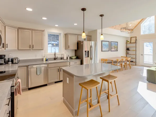 23 Treeline Road, Thornton, NH 03223