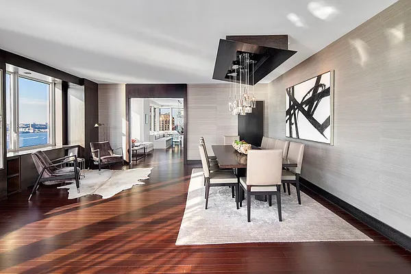 Sold by Dolly Lenz Real Estate LLC | media 3