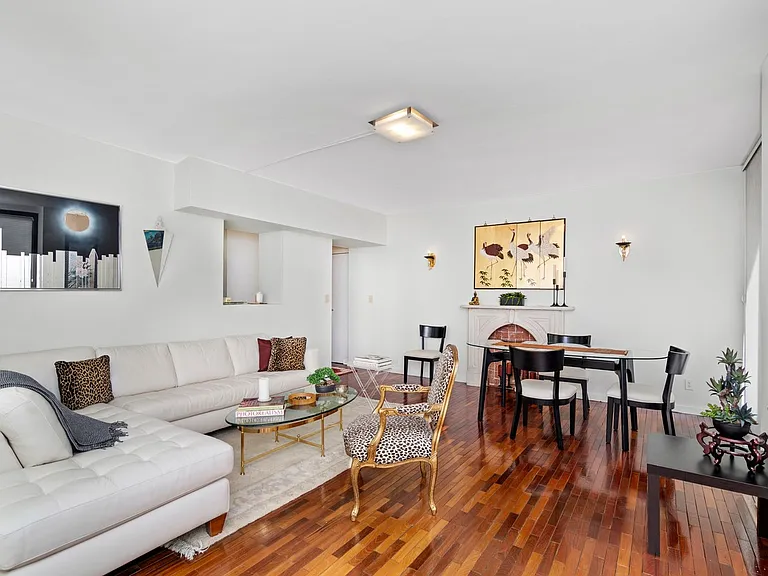 52 E End Ave #11C — Photo 3