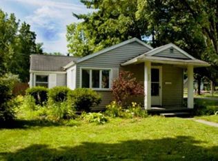 202 Leroy Ave, Bowling Green, OH 43402