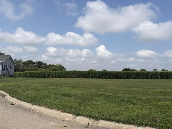 705 Van Buren St, Shiloh, IA 50680