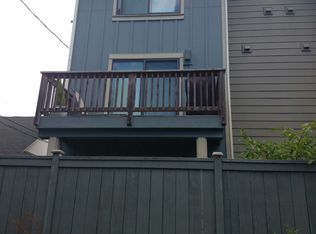 3821A California Ave SW, Seattle, WA 98116