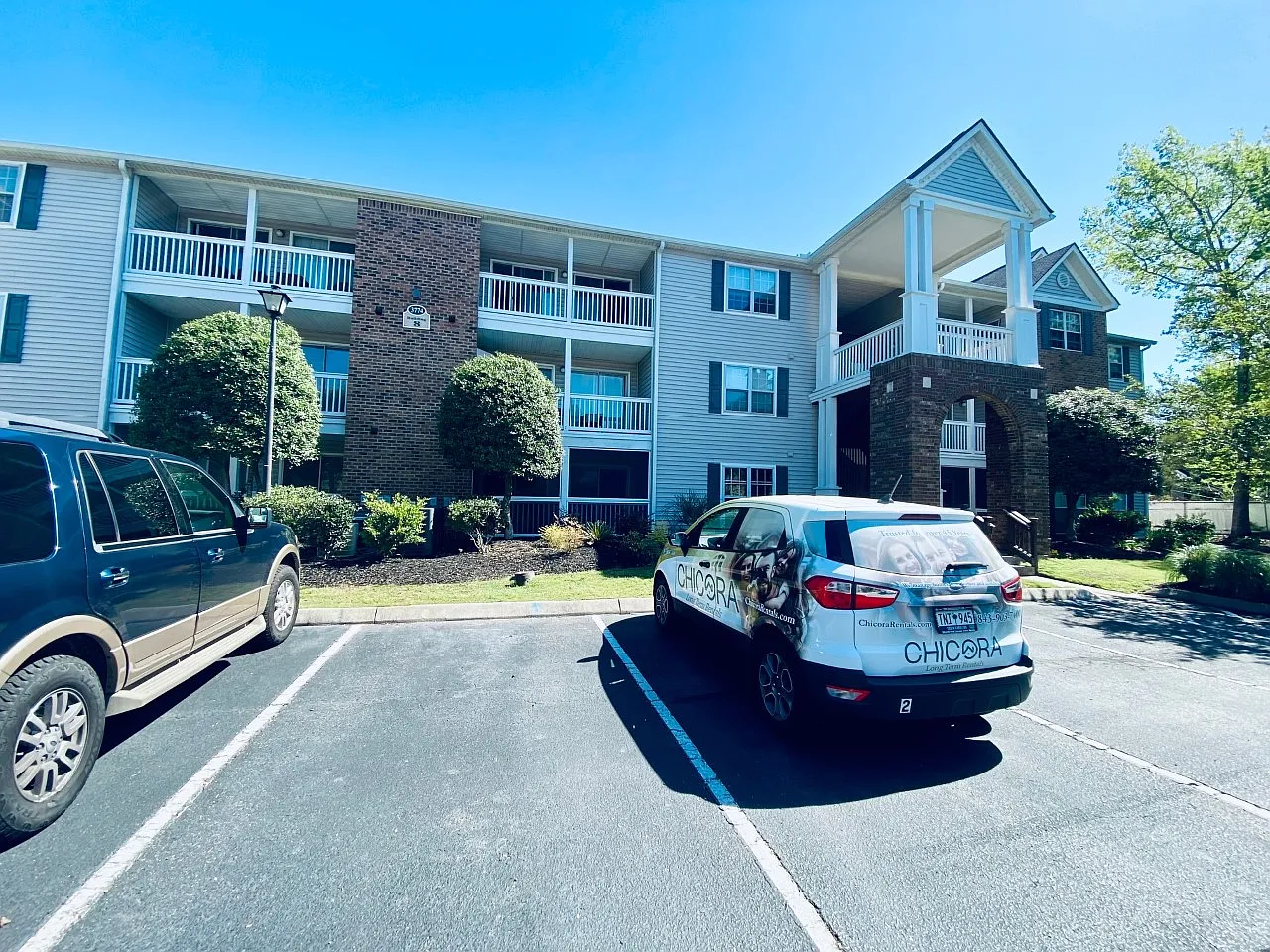 2 bed, 2.0 bath, 1014 sqft, $1,400 — Photo 2
