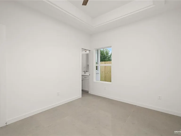 614 Sonny Dr — Photo 11