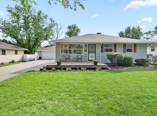 1505 Marigold Ln, Champaign, IL 61821