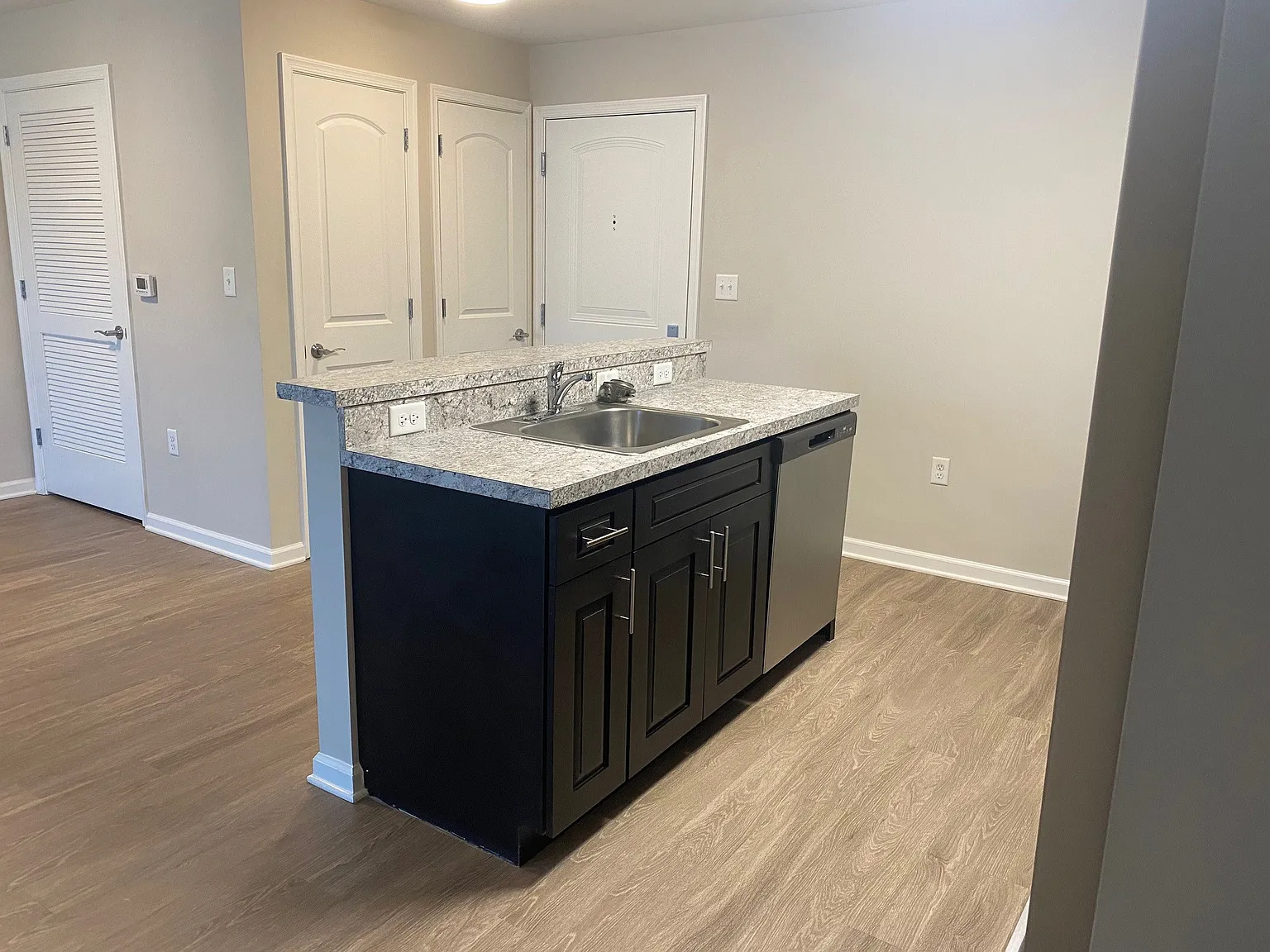 Woodyard Station - 9 Apartments — Photo 3