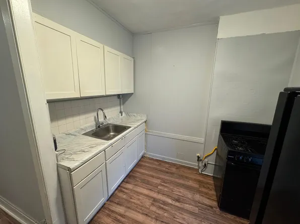 111 Baldwin Avenue image 4 of 7