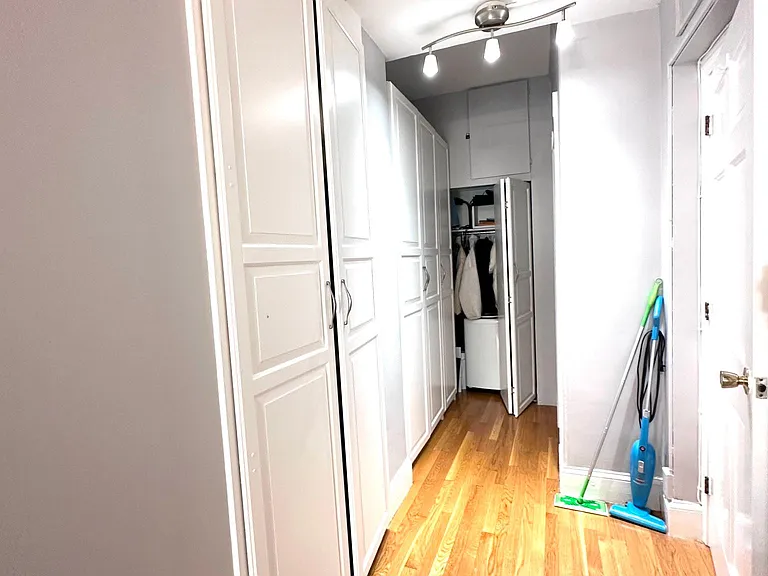 21 Beacon St #2T — Photo 7