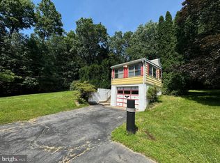 515 E Snyder Corner Rd, Red Lion, PA 17356