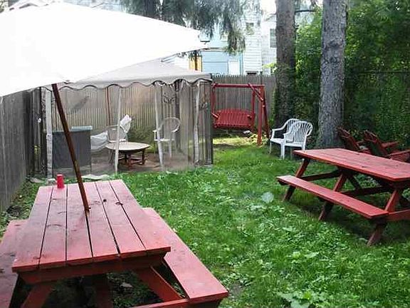 3rd image of 30 Glen Ave