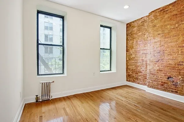 Rented by Creed Realty Group | media 10