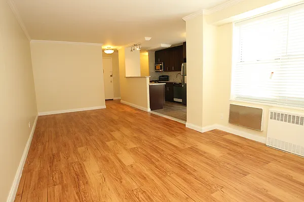 Rented by Global Equities Management | media 18