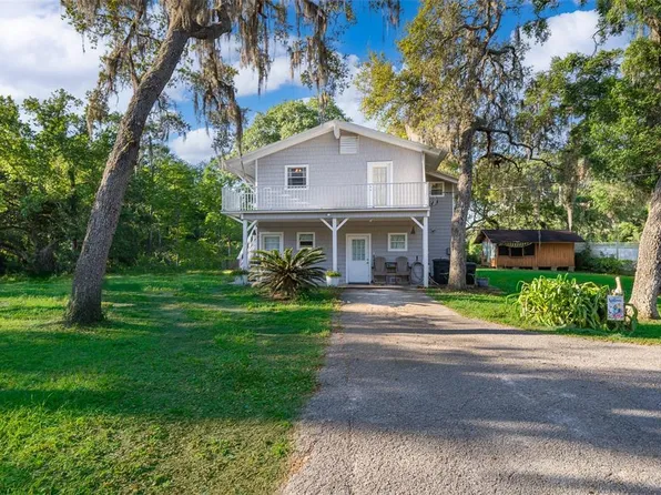 32444 Marchmont Cir, Dade City, FL 33523