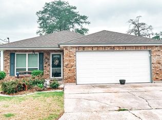 2920 Elizabeth St, Marrero, LA 70072